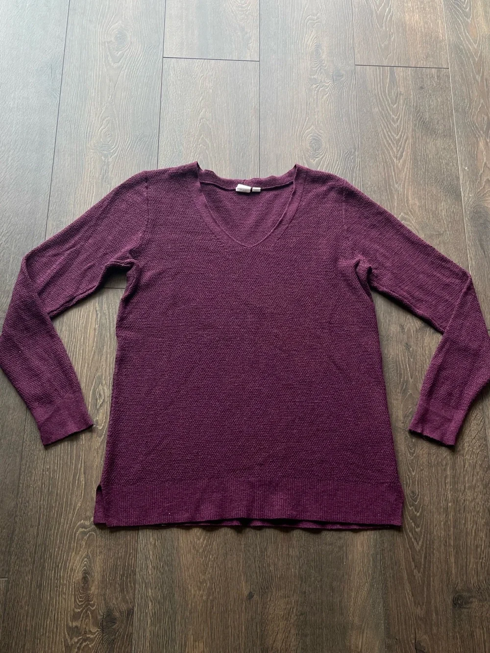 GAP V-Neck Sweater